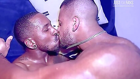 Spanish girl's pussy in a mouth and i fucked by her