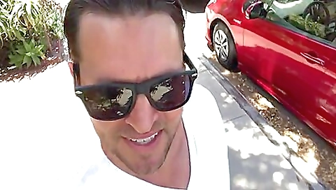 Hotesti kommt awakens exhibition