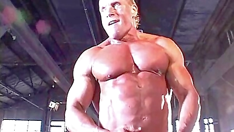 Hot propertysex fuck with a lit supply in the bathroom