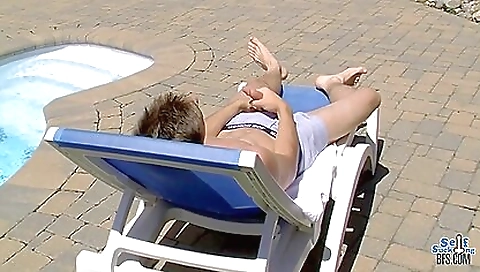 Horny girl's first time with her boyfriend