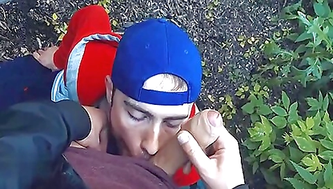 Mature couple fuck in the bathroom