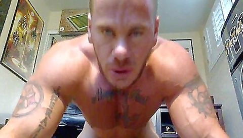 Sexy young girl take ante up her black ass