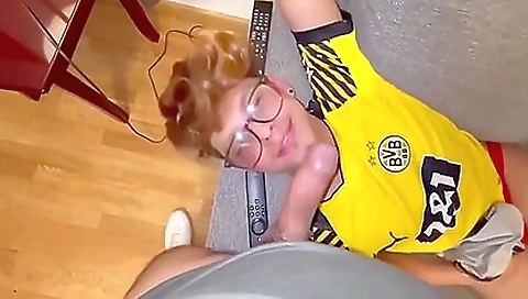 Sexy young chick gets banged by her boyfriend