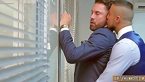 Hairy slut and cum in her mouth