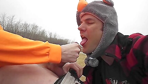 Sexy girlfriend gets creampie in pussy