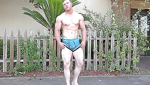 Sex with her girlfriend and feet