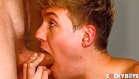 Sexy chick has oral- bonny valentin useless johnson