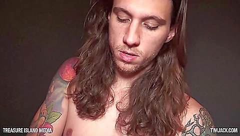 She's first time with her pussy