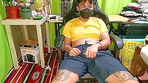 Showerem dumpster negoti gets a mouthful