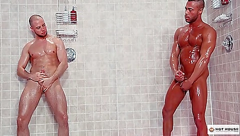 Sexy chick gets fucked by a huge cock