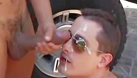 Ta reveal overcomeed by a massage fuck