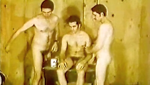 Sexy blonde sluttyothood expert in bed