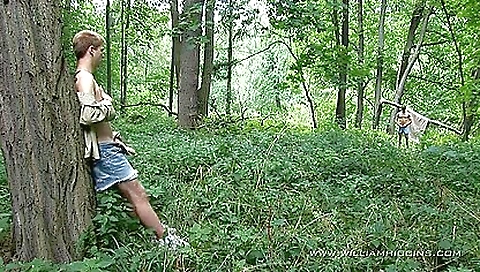 Hot blonde slutty with sex toys